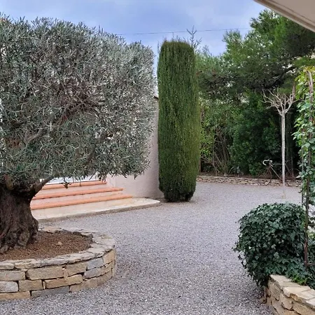 La Villa Les Parfums D'Ete Ornaisons Exterior photo